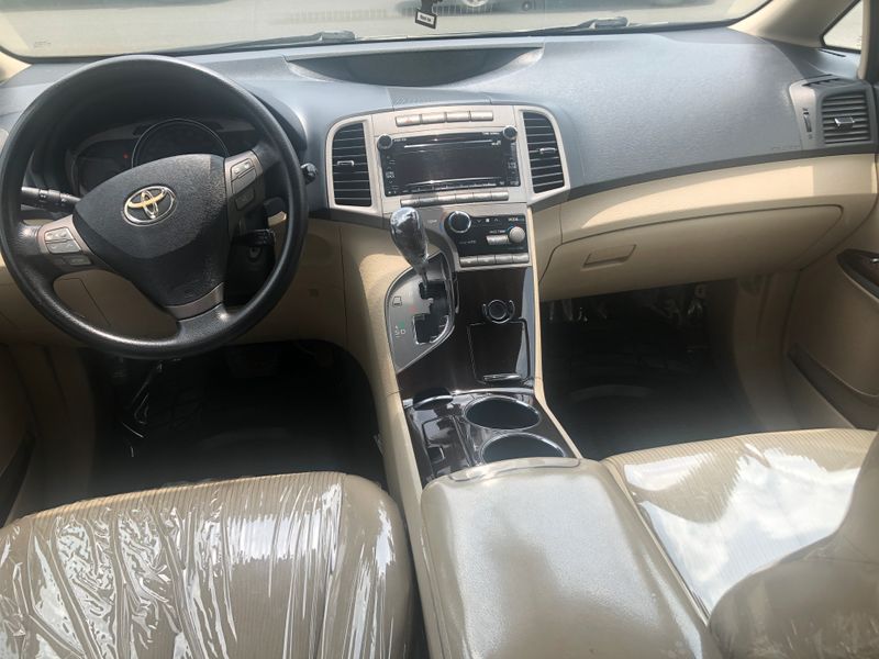 Thumbnail 6 of 2010 Toyota Venza